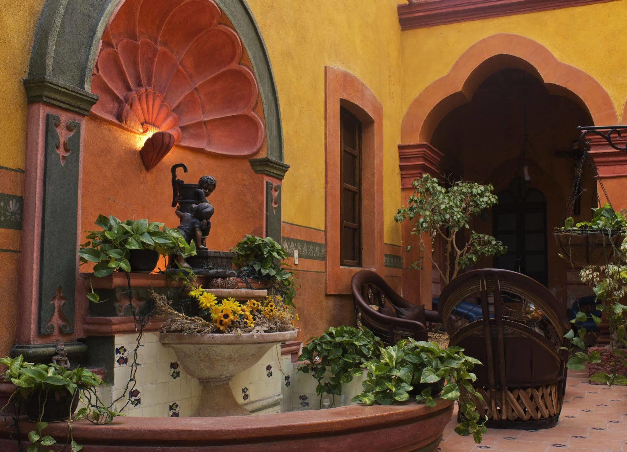 Hotel La Casona Minera Pozos  Exterior foto